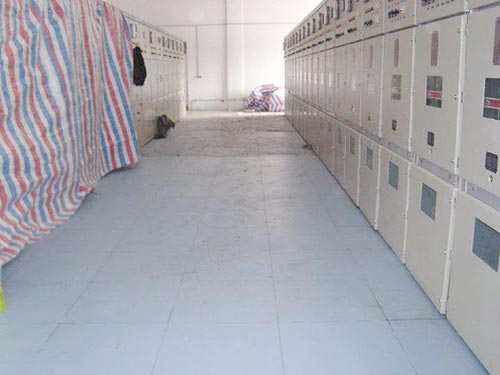 長沙雙勝機房設(shè)備有限公司,長沙防靜電地板,長沙防靜電地板價格,機房裝修,機房墻板,防靜電接地