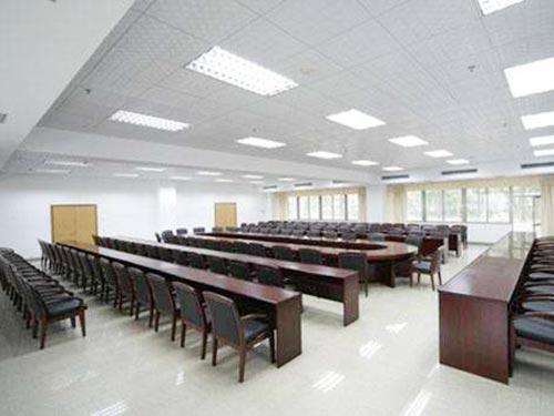 長沙雙勝機房設(shè)備有限公司,長沙防靜電地板,長沙防靜電地板價格,機房裝修,機房墻板,防靜電接地