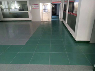 長沙雙勝機房設(shè)備有限公司,長沙防靜電地板,長沙防靜電地板價格,機房裝修,機房墻板,防靜電接地