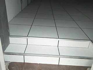 長沙雙勝機房設(shè)備有限公司,長沙防靜電地板,長沙防靜電地板價格,機房裝修,機房墻板,防靜電接地